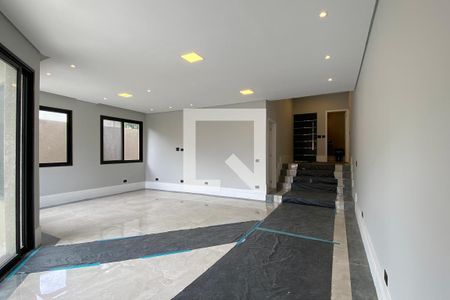 Casa de condomínio à venda com 200m², 4 quartos e 4 vagasSala