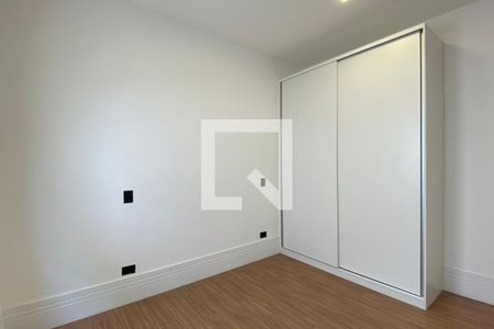 Casa de condomínio à venda com 200m², 4 quartos e 4 vagasSuíte 2