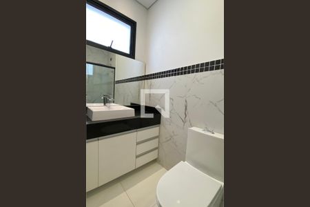 Casa de condomínio à venda com 200m², 4 quartos e 4 vagasBanheiro da Suíte 1