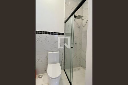 Casa de condomínio à venda com 200m², 4 quartos e 4 vagasBanheiro da Suíte 3