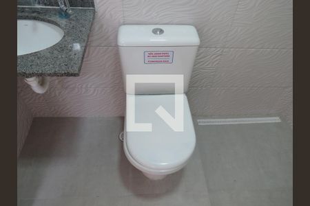 Banheiro - Privada de casa de condomínio para alugar com 1 quarto, 28m² em Vila Guedes, São Paulo
