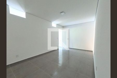 Quarto de casa de condomínio para alugar com 1 quarto, 34m² em Vila Guedes, São Paulo