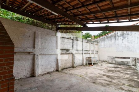 Casa à venda com 416m², 5 quartos e 3 vagas Casa à venda com 416m², 5 quartos e 3 vagasTerraço
