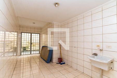 Casa à venda com 416m², 5 quartos e 3 vagas Casa à venda com 416m², 5 quartos e 3 vagasÁrea de Serviço