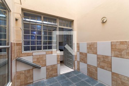 Casa à venda com 416m², 5 quartos e 3 vagas Casa à venda com 416m², 5 quartos e 3 vagasJardim de inverno