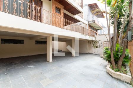 Casa à venda com 416m², 5 quartos e 3 vagas Casa à venda com 416m², 5 quartos e 3 vagasGaragem