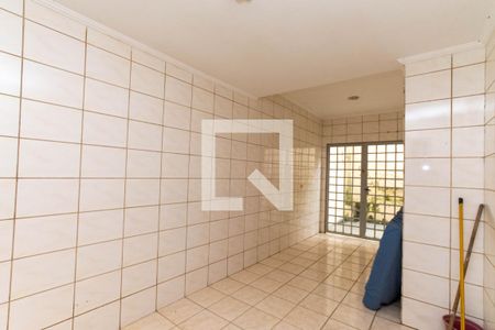 Casa à venda com 416m², 5 quartos e 3 vagas Casa à venda com 416m², 5 quartos e 3 vagasÁrea de Serviço