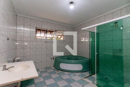 Casa à venda com 416m², 5 quartos e 3 vagas Casa à venda com 416m², 5 quartos e 3 vagasBanheiro da Suíte master