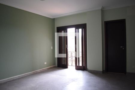 Suíte de casa para alugar com 4 quartos, 250m² em Bacacheri, Curitiba