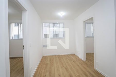 Sala de kitnet/studio para alugar com 2 quartos, 34m² em Jardim Miriam, São Paulo