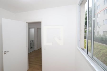 Quarto 1 de kitnet/studio para alugar com 2 quartos, 34m² em Jardim Miriam, São Paulo