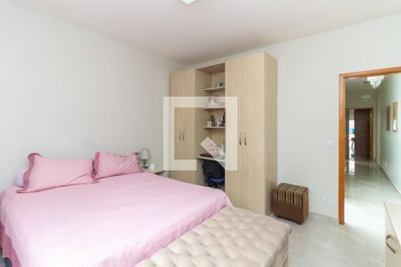 Casa à venda com 140m², 3 quartos e 2 vagas Casa à venda com 140m², 3 quartos e 2 vagasQuarto 3