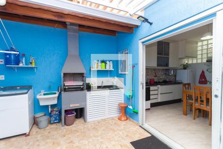 Casa à venda com 140m², 3 quartos e 2 vagas Casa à venda com 140m², 3 quartos e 2 vagasLavanderia - Churrasqueira