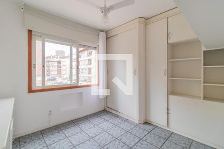 Quarto 1 de apartamento para alugar com 2 quartos, 60m² em Ipanema, Porto Alegre