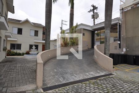 Casa de condomínio para alugar com 63m², 2 quartos e 1 vagaÁrea comum - Rampa de acesso a garagem