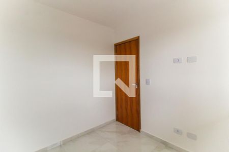 Quarto 1 de apartamento para alugar com 2 quartos, 50m² em Parque Paineiras, São Paulo