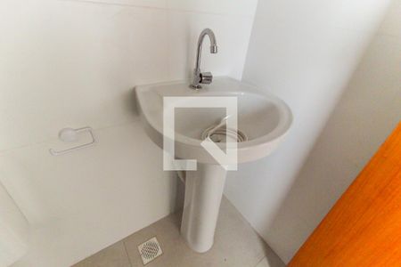 Apartamento para alugar com 50m², 2 quartos e sem vagaBanheiro