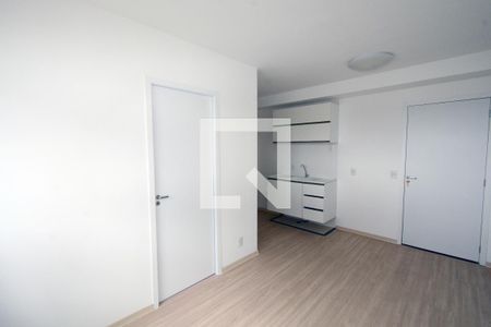 Sala/Cozinha de apartamento para alugar com 2 quartos, 35m² em Socorro, São Paulo