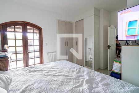 Casa de condomínio à venda com 400m², 4 quartos e 2 vagasQuarto 4