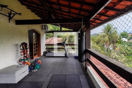 Casa de condomínio à venda com 400m², 4 quartos e 2 vagasQuarto 2