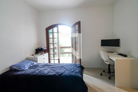 Quarto 1 de casa de condomínio à venda com 4 quartos, 400m² em Vila Progresso, Niterói