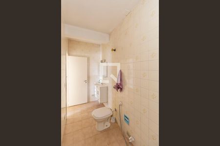 Casa à venda com 210m², 4 quartos e 2 vagasBanheiro