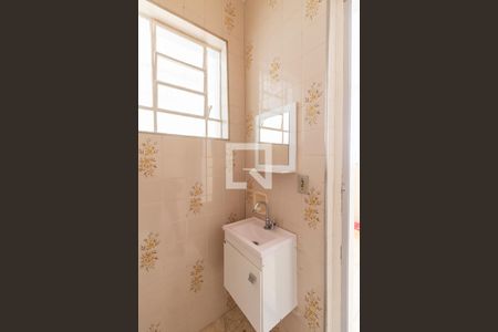 Casa à venda com 210m², 4 quartos e 2 vagasLavabo de Serviço