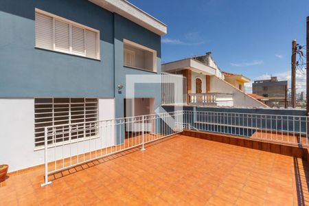 Casa à venda com 210m², 4 quartos e 2 vagasVaranda