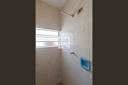 Casa à venda com 210m², 4 quartos e 2 vagasBanheiro