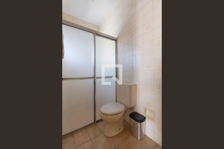 Casa à venda com 210m², 4 quartos e 2 vagasBanheiro Suíte 