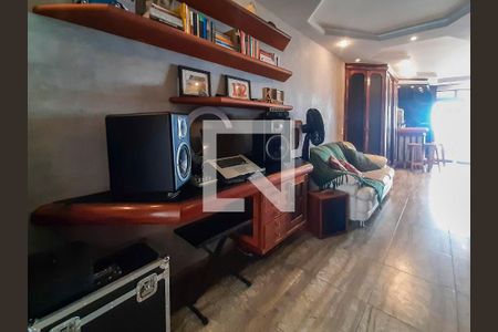 Apartamento à venda com 336m², 5 quartos e 5 vagasQuarto 5