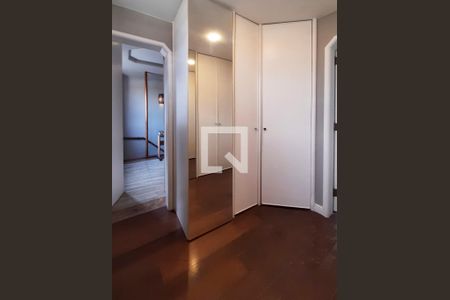 Apartamento à venda com 336m², 5 quartos e 5 vagasCloset 2 Quarto 4 suíte