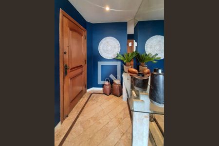 Apartamento à venda com 336m², 5 quartos e 5 vagasEntrada