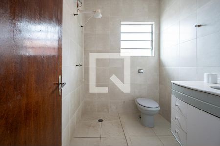 Banheiro de casa à venda com 2 quartos, 180m² em Parque Jabaquara, São Paulo