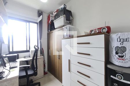 Quarto 1 de apartamento para alugar com 3 quartos, 65m² em Del Castilho, Rio de Janeiro