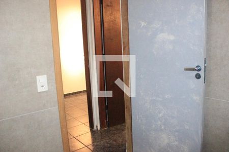Casa para alugar com 182m², 3 quartos e 2 vagasBanheiro 2