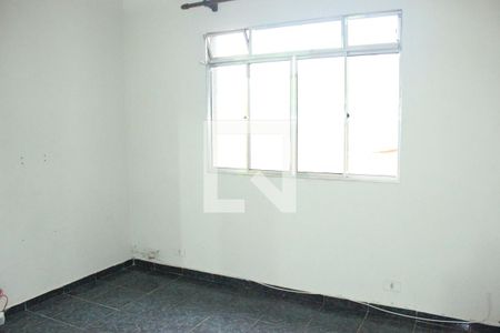 Casa para alugar com 182m², 3 quartos e 2 vagasSala 2, piso superior.