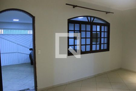 Sala de casa para alugar com 3 quartos, 182m² em Vila Barros, Guarulhos