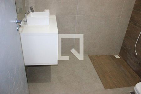 Casa para alugar com 182m², 3 quartos e 2 vagasBanheiro 2