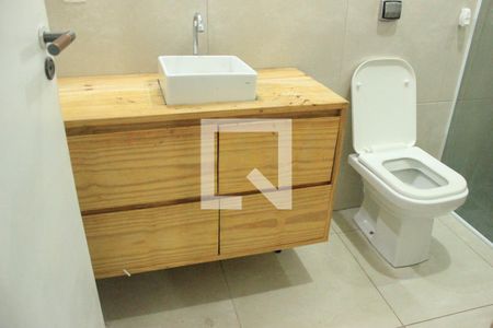 Casa para alugar com 182m², 3 quartos e 2 vagasBanheiro da Suíte