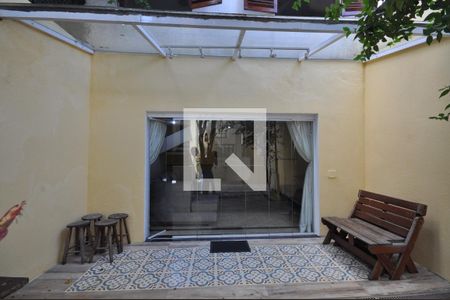 Varanda de casa à venda com 4 quartos, 280m² em Vila Mazzei, São Paulo