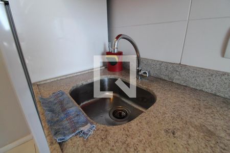 Apartamento para alugar com 77m², 2 quartos e 1 vaga Apartamento para alugar com 77m², 2 quartos e 1 vagaCozinha e Área de Serviço