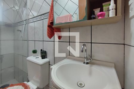 Casa à venda com 180m², 4 quartos e 2 vagasBanheiro