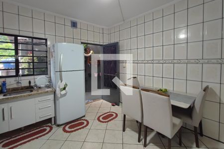 Casa à venda com 180m², 4 quartos e 2 vagasCozinha