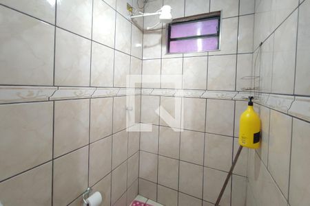 Casa à venda com 180m², 4 quartos e 2 vagasEdícula - Banheiro