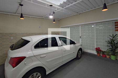 Casa à venda com 180m², 4 quartos e 2 vagasGaragem