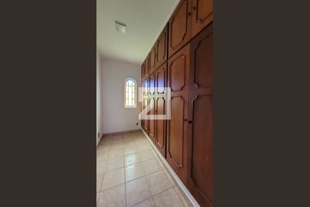 Casa à venda com 1411m², 10 quartos e 13 vagasCloset