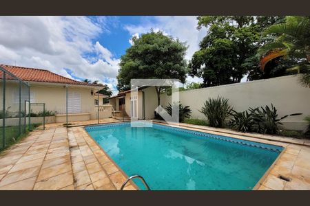 Casa à venda com 1411m², 10 quartos e 13 vagasPiscina