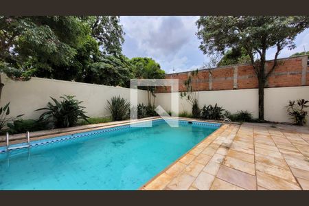 Casa à venda com 1411m², 10 quartos e 13 vagasPiscina