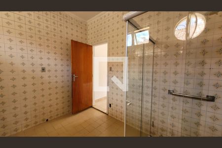 Casa à venda com 1411m², 10 quartos e 13 vagasBanheiro da Suíte